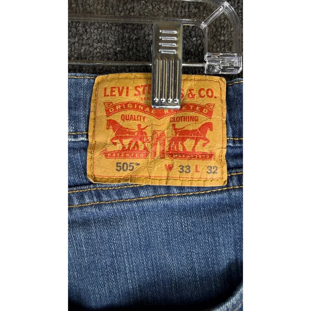 Levis 505 Regular Fit Mens Jeans 33x32 Medium Wash Blue Straight Leg 00505-1064